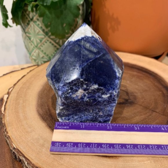 Sodalite Polished Point, Throat Chakra, Crystal Grid Point, Visualization Stone - Picture 4 of 5